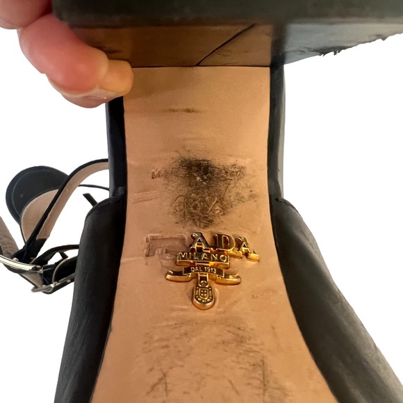 PRADA Albina Black Leather Chunky Block Peep Toe Slingback Heels 38.5 - Picture 7 of 13